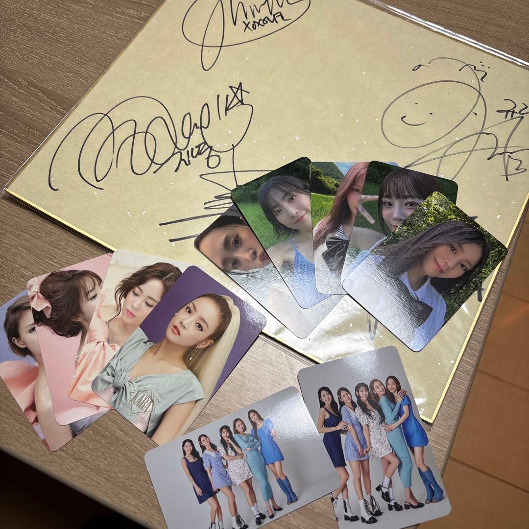 KARA サイン入り