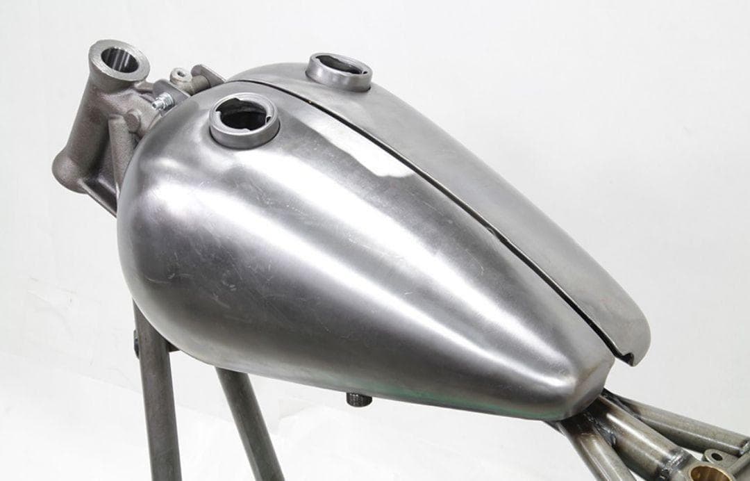 送料無料！左右分割ナロータンク！ナックル　パン　ショベル　エボ　管111809