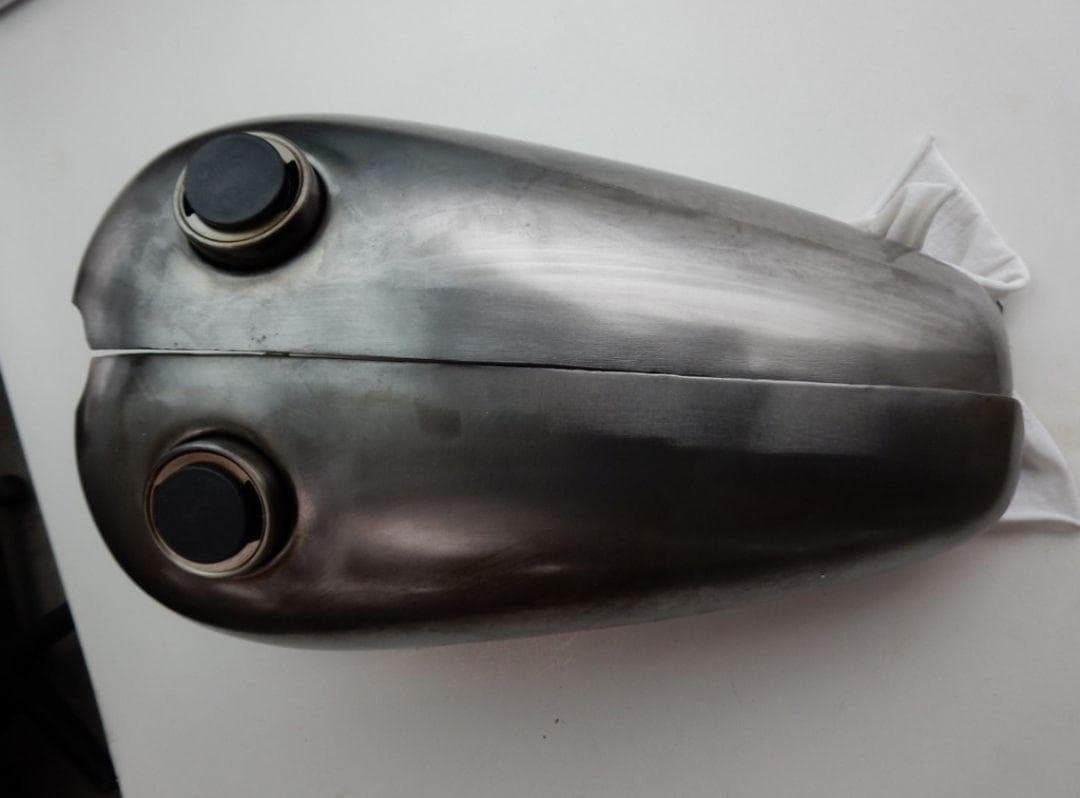 送料無料！左右分割ナロータンク！ナックル　パン　ショベル　エボ　管111809