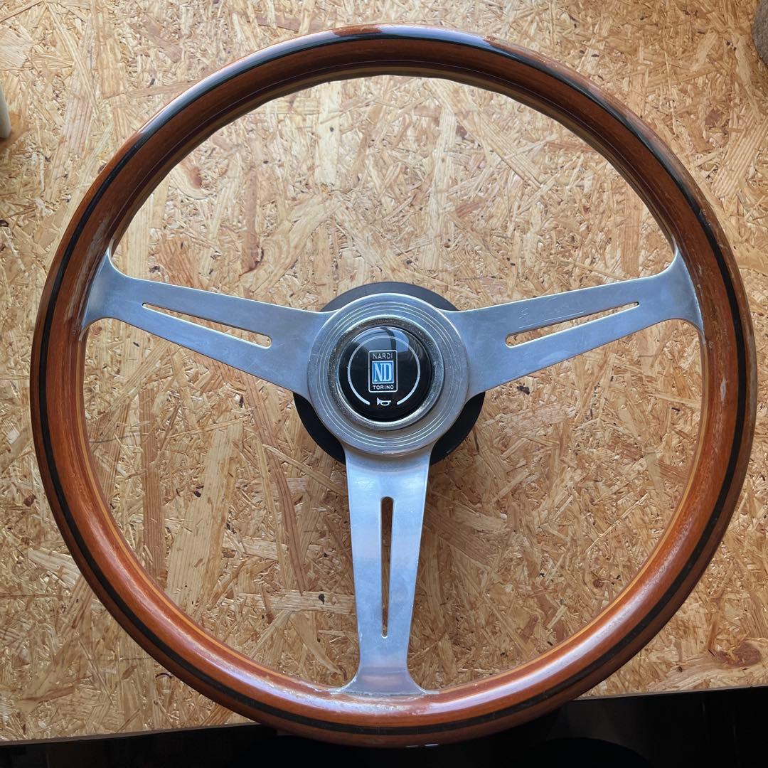 ナルディ　ウッドステアリング