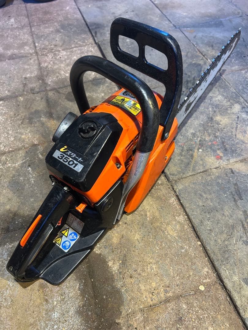 引き取り希望。実働中古/整備済【共立チェンソー　CSVE3501】刃物新品