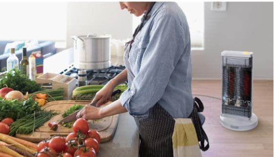 人気商品！未開封新品　ダイキン　セラムヒート遠赤外線暖房機ERFT11VS-W①