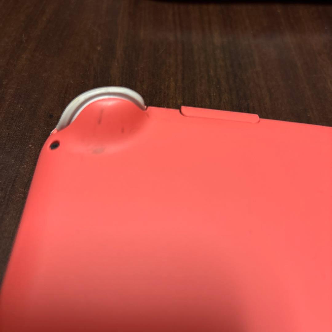 Switch Light コーラルピンク ※裏に黒い軽い汚れあり スプラ2付き