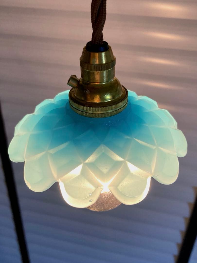 baccara シャンデリア　オパールセント　ウラン　（刻印入）　（専用）