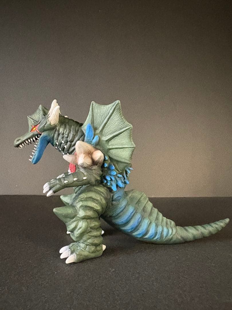 ウルトラ怪獣ソフビ　ガイリュウガ　リペイント完成品