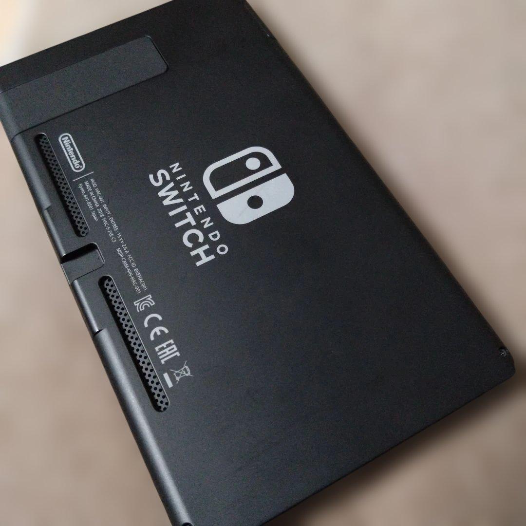 ニンテンドースイッチ　本体　ジョイコン　セット