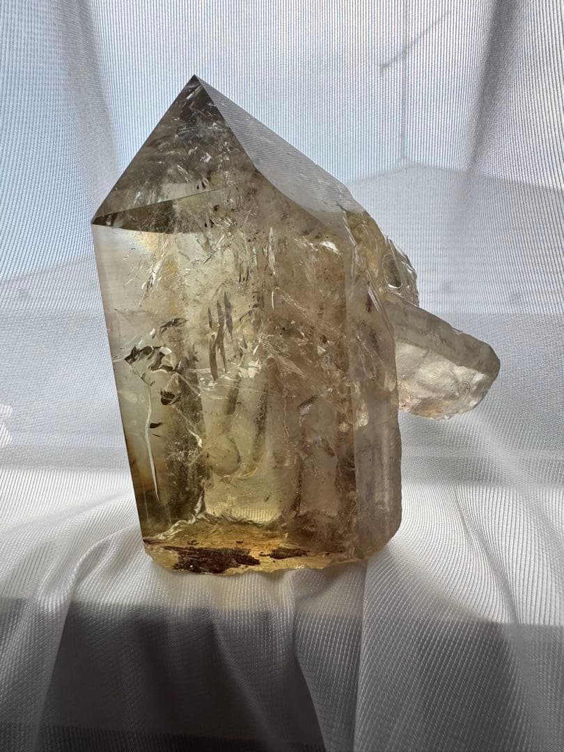 【きぃ】ナチュラルシトリン 貫入 ハーフポリッシュ自立OK