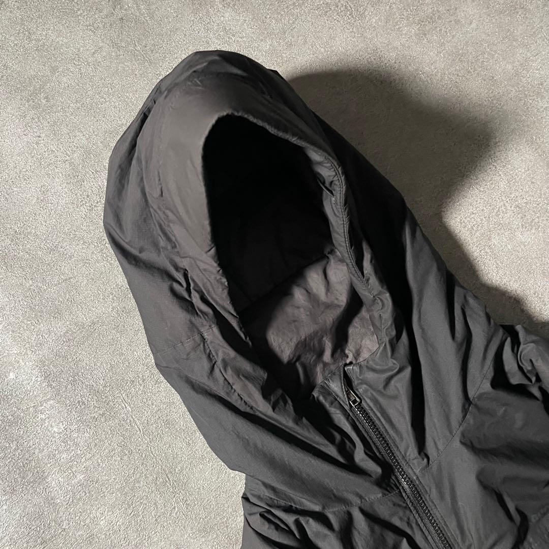 き*ん様 Patagonia マイクロパフフーディー 黒 ブラック ナイロンジャ