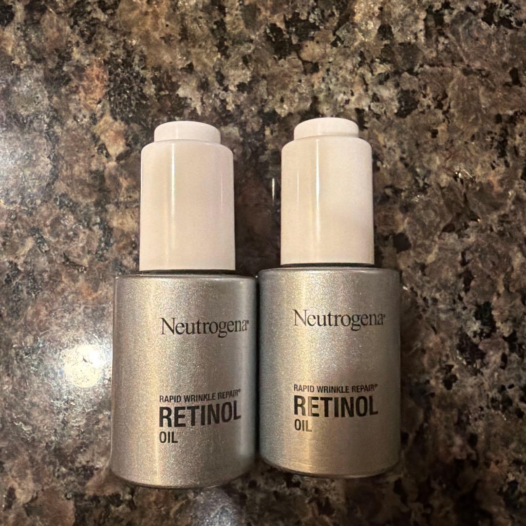 新品未使用ニュートロジーナ　レチノールオイル　2つセット