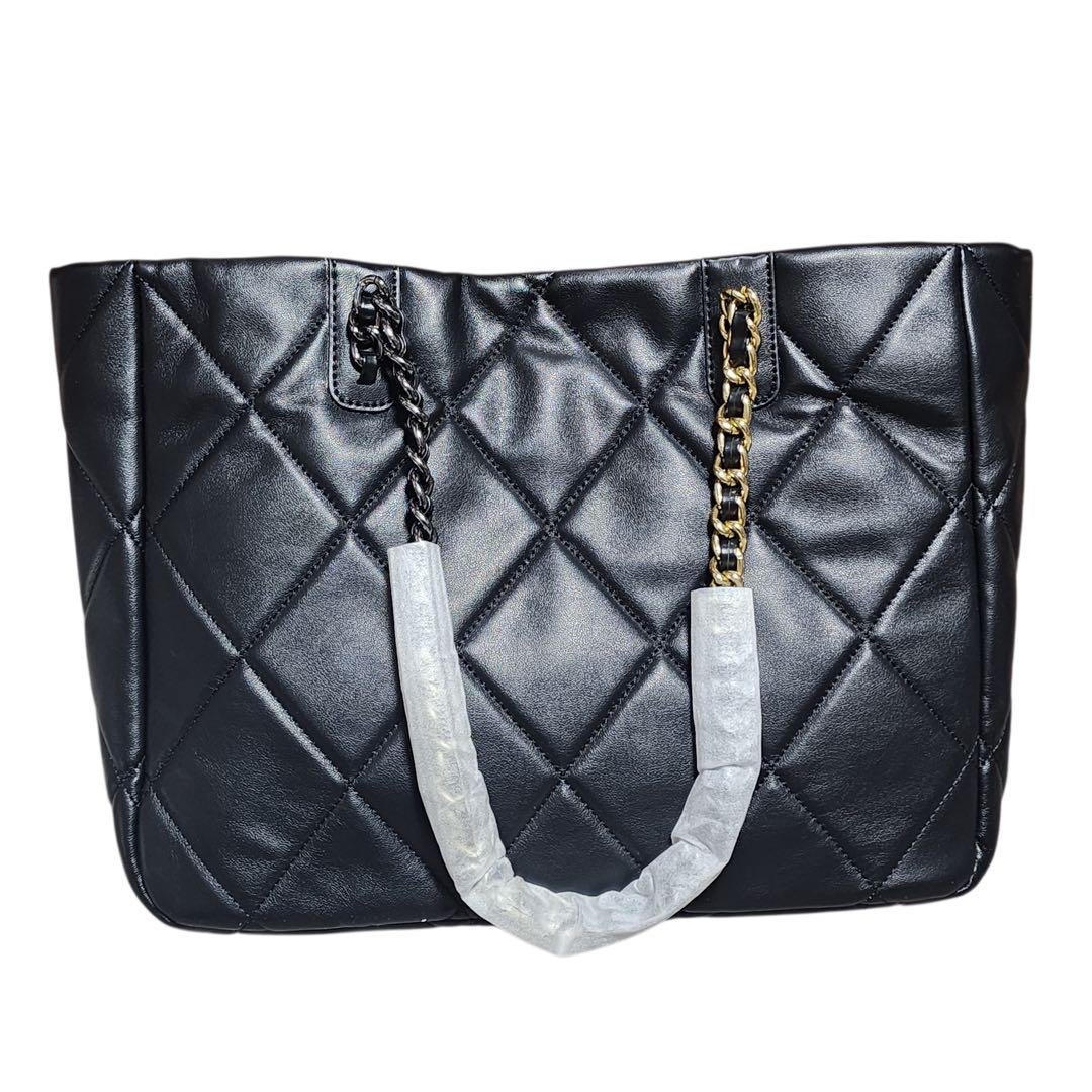 シャネル　トートバッグ　ショルダーバッグ　ゴールドチェーン　ノベルティ