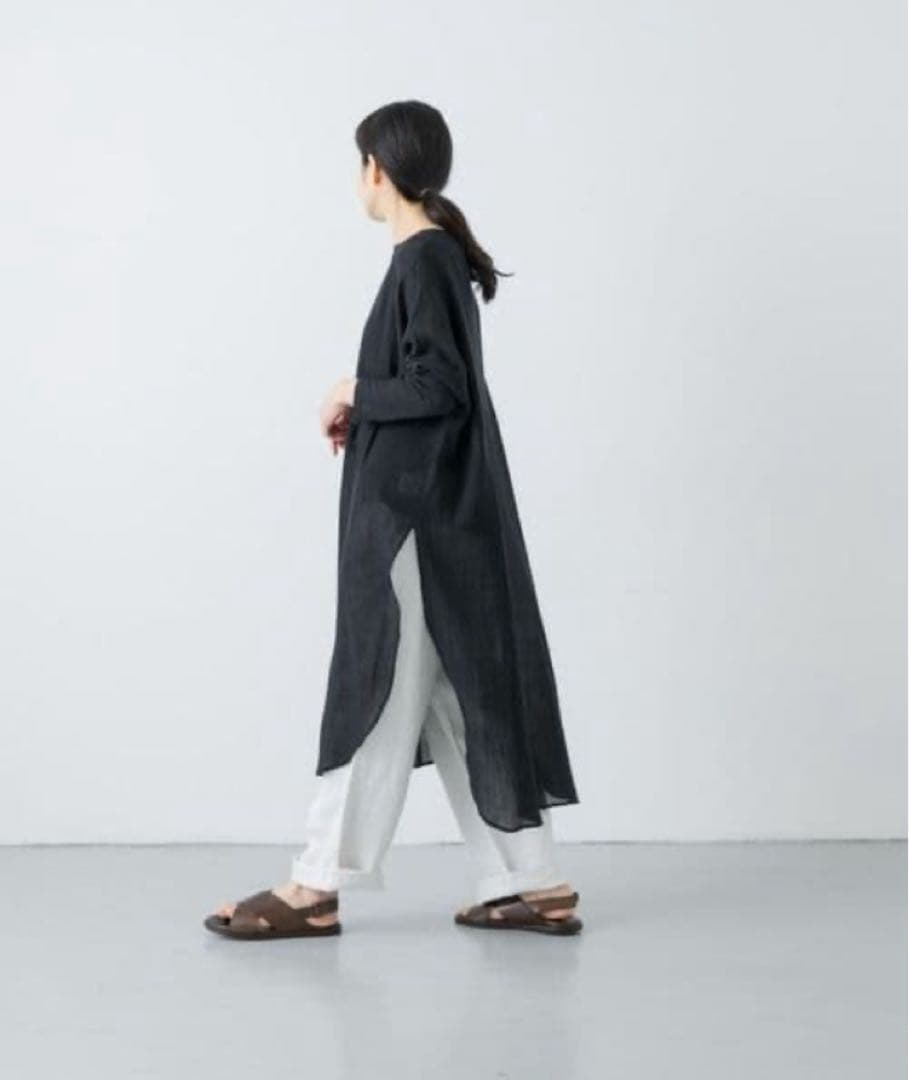 新品未使用タグ付き　かぐれ ガーゼロングチュニック 長袖 ワンピース ブラック