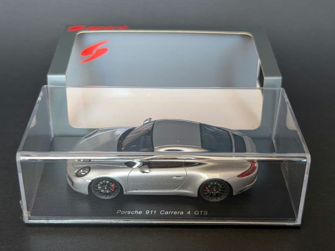 スパーク 1/43 Porsche 911 カレラ4 GTS 2018 シルバー