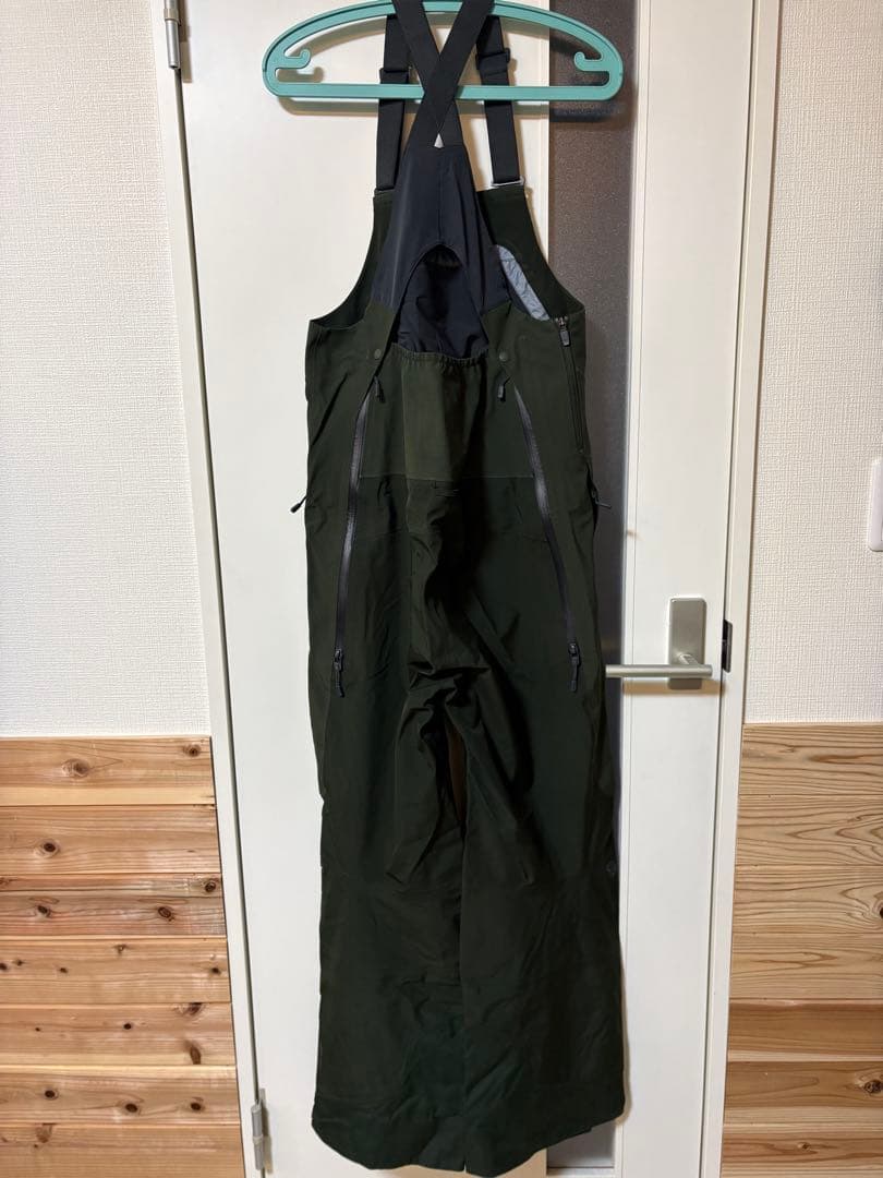 MOUNTAN HARD WEAR ビブパンツS