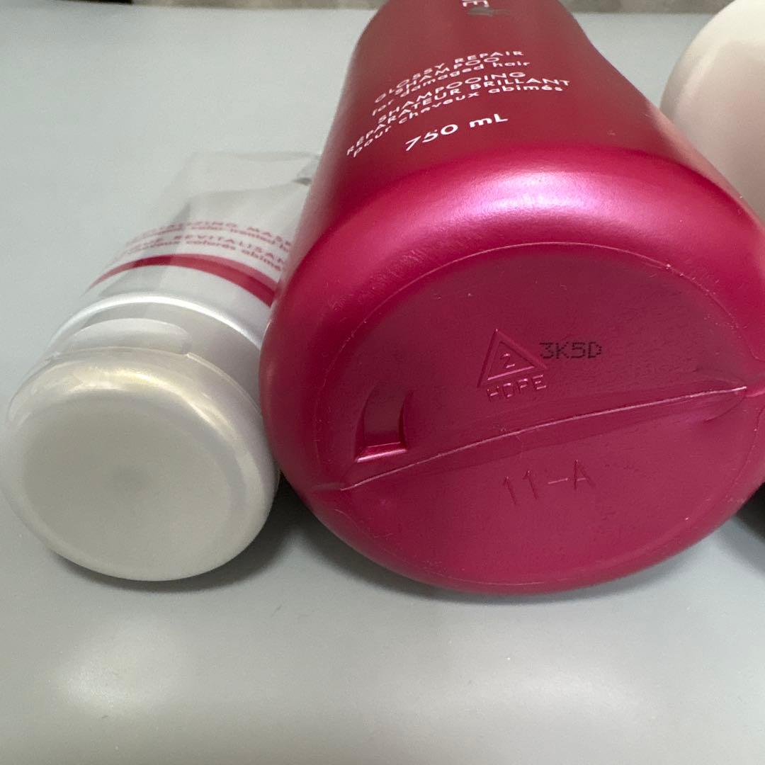 新品・未使用サテニークリペアシャンプーコンディショナーヘアマスクセットAmway