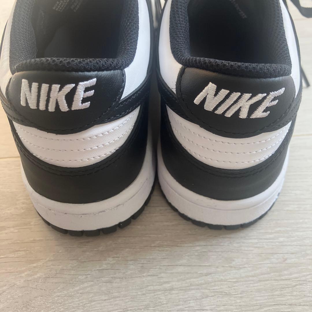 新品未使用 NIKE ナイキ ダンク ロー パンダ ジュニアシューズ25cm