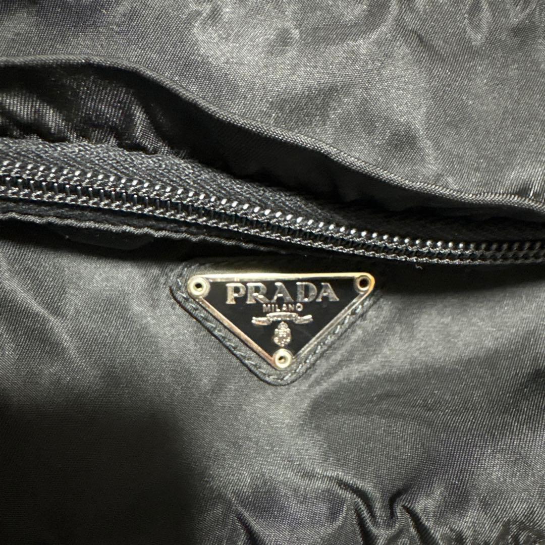 ま*ん様 プラダ　ウエストポーチ