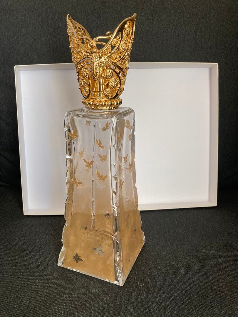 ランプベルジェ　バカラ　クリスタルランプ　パピヨン　未使用　Baccarat