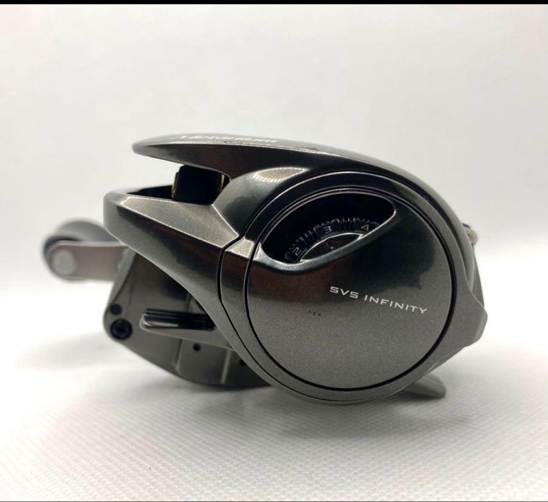 SHIMANO nium ベイトリール