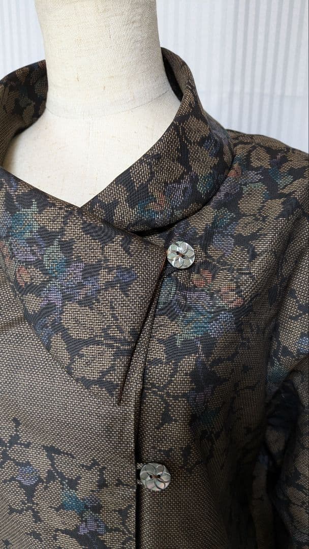 No241大島紬着物リメイク 7マルキ茶泥大島紬 重ね襟ワンピ被りタイプ