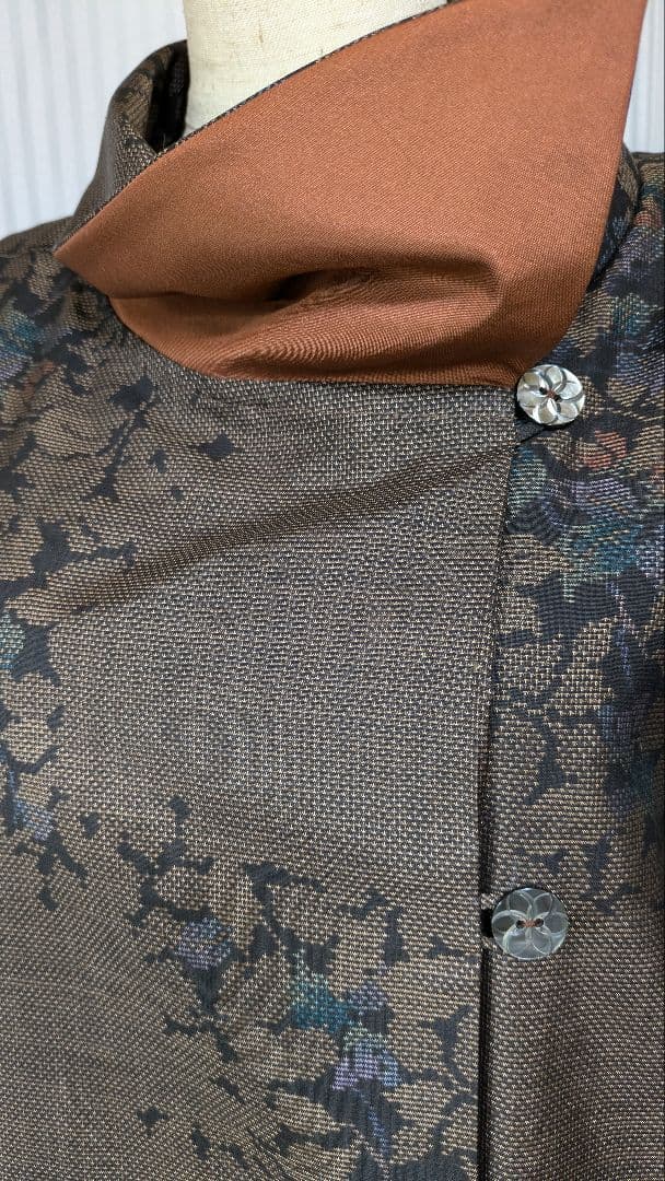 No241大島紬着物リメイク 7マルキ茶泥大島紬 重ね襟ワンピ被りタイプ