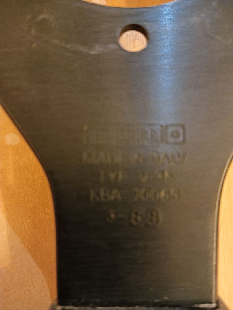 【当時物】MOMO ステアリングホイール COBRA2