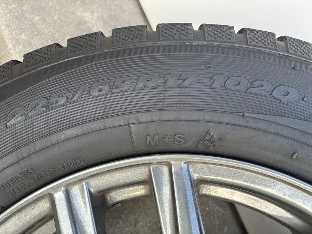 TOYOスタッドレス 225/65R17 TRANPATH TX＋CRクリケット