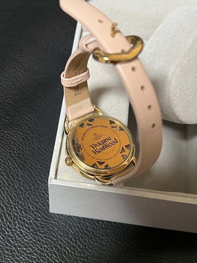 新品未使用Vivienne Westwood腕時計