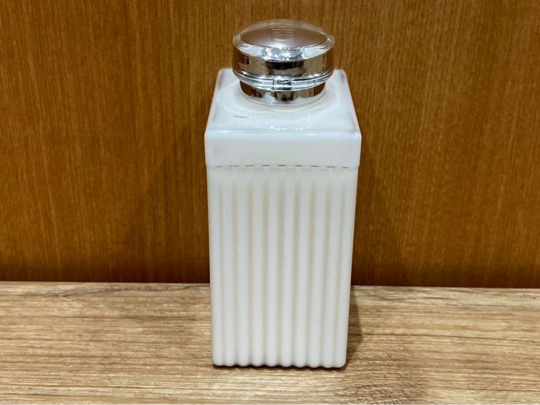 ◇クロエ　ボディケア　2点セット