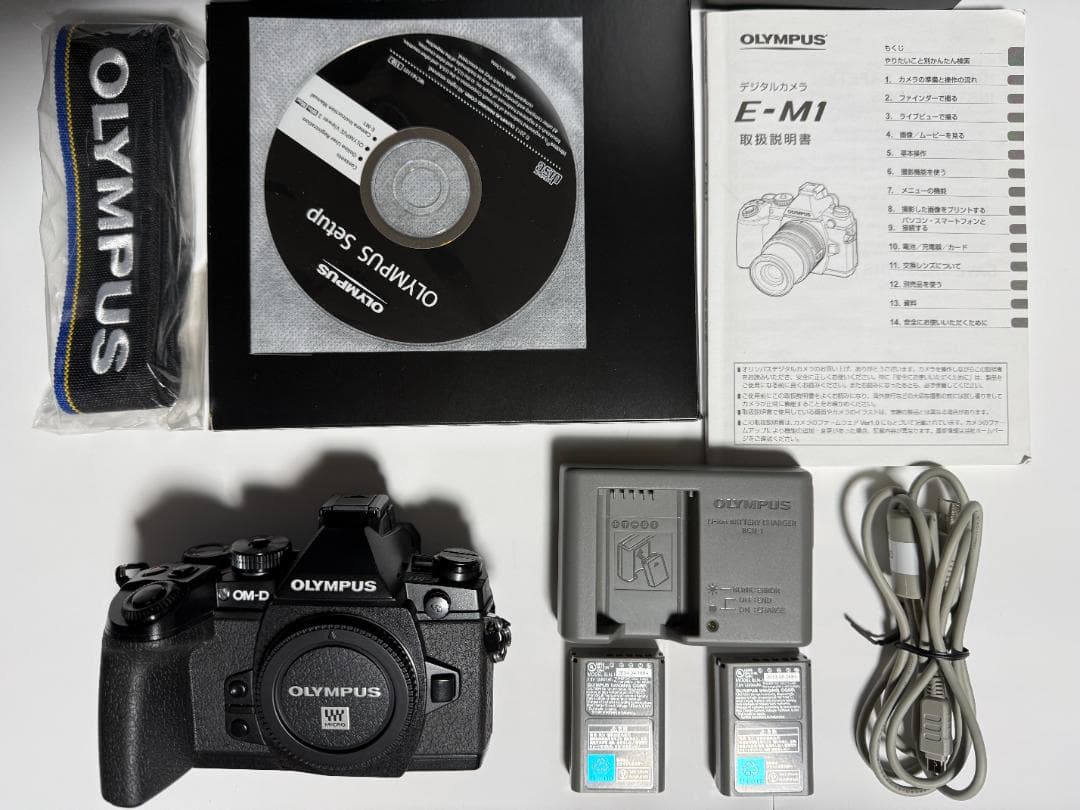 Olympus OM-D E-M1 レンズ12-40mm f2.8 pro 美品