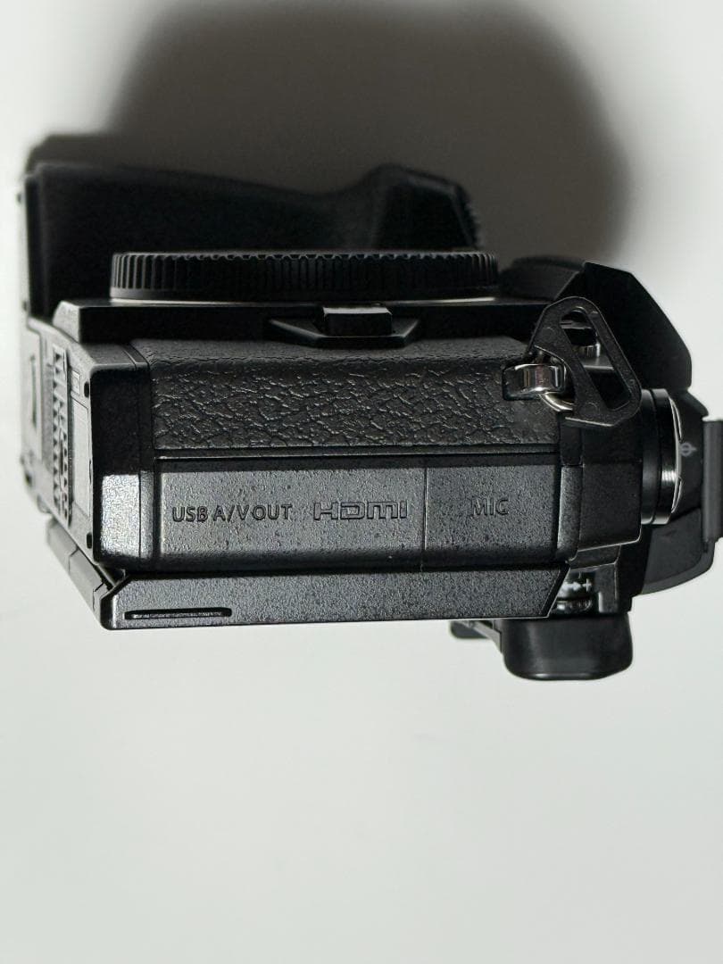 Olympus OM-D E-M1 レンズ12-40mm f2.8 pro 美品