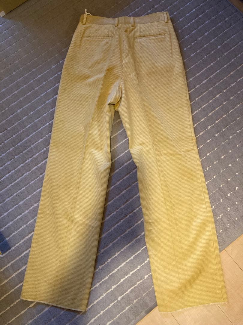 【新品】NEAT ベージュ コーデュロイスラックス