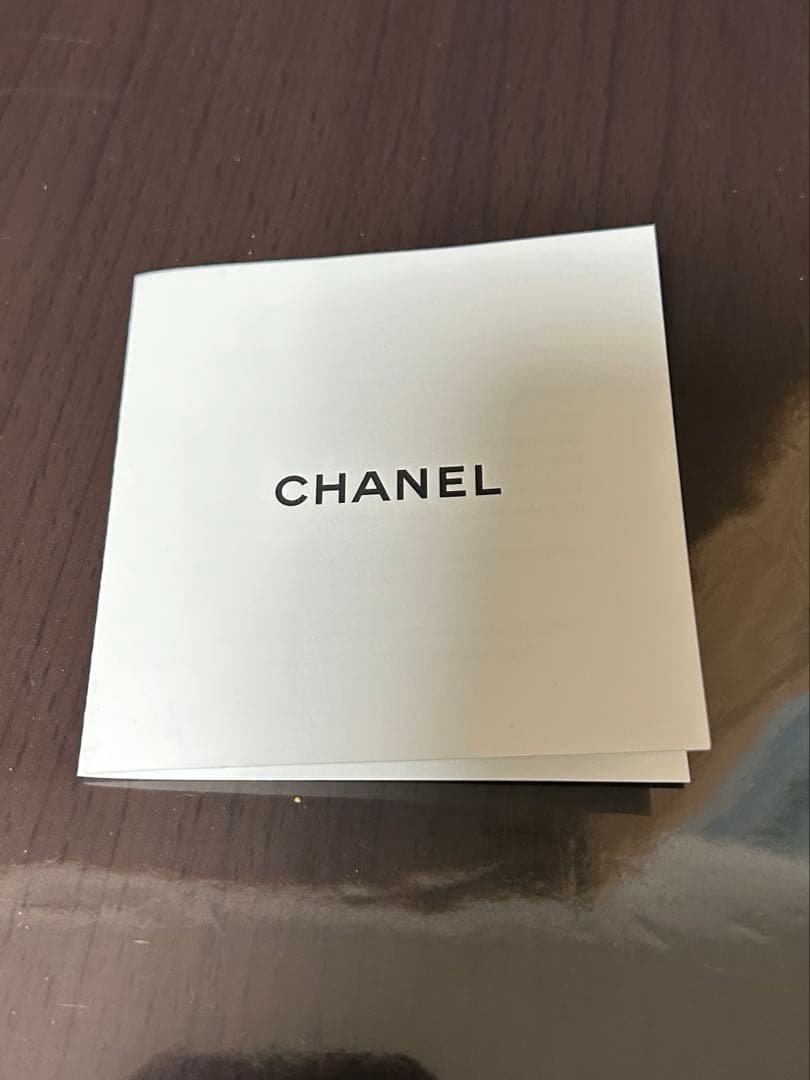 CHANEL UV ESSENTIEL クリーム