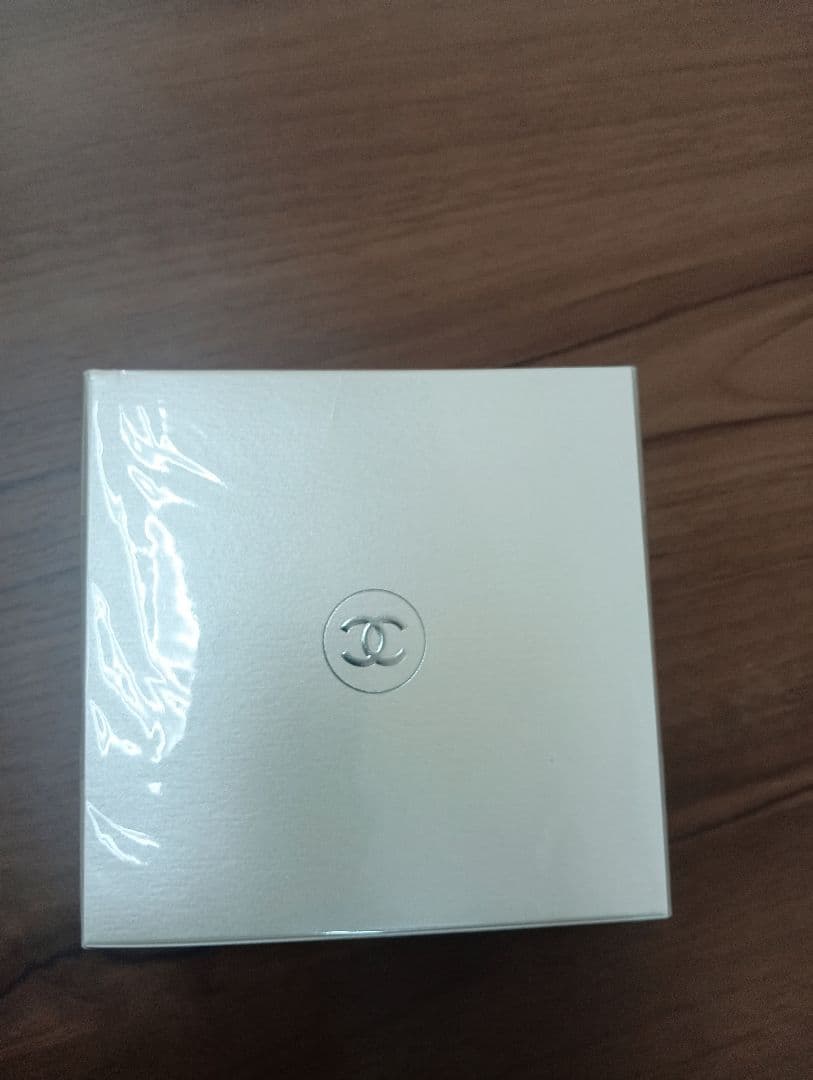 未開封　CHANEL　チャンス　オータンドゥル　ボディークリーム　200ｇ化粧品