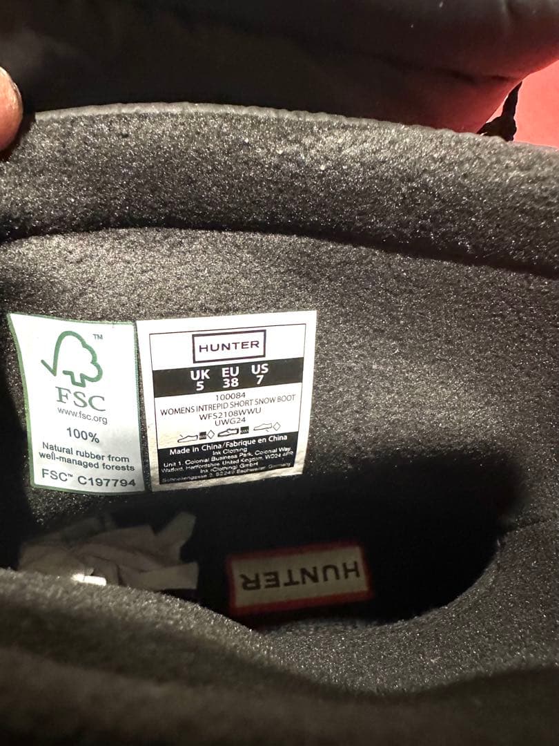 超人気 HUNTER スノーブーツ ショート (24cm) 防寒防水、新品未使用