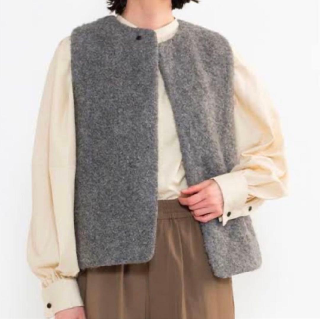 HYKE 2023AW アストラカン リバーシブルベスト