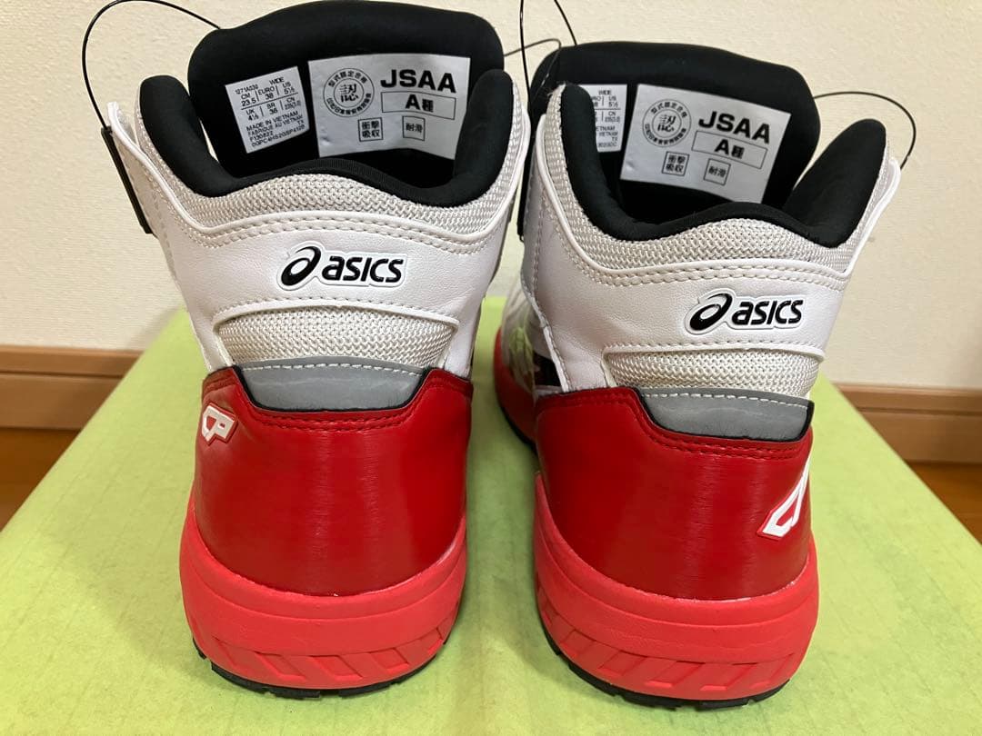 【中古美品】アシックス 安全靴 ウィンジョブ CP304 BOA 23.5