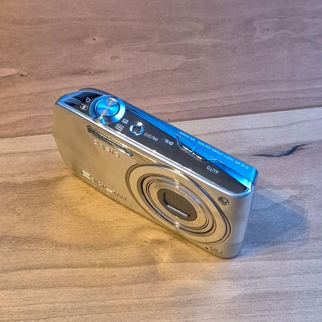 CASIO　EXILIM　EX-Z2000