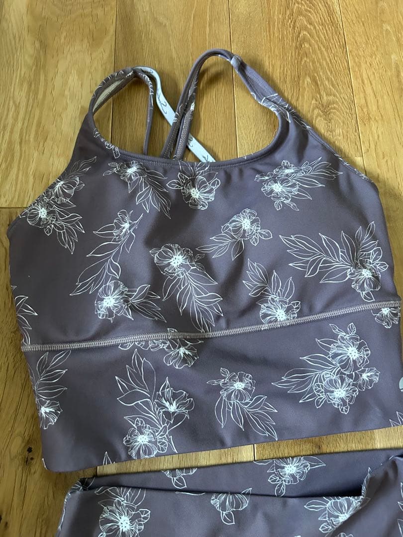 sukala♡フラワー柄トップス＆レギンスセット