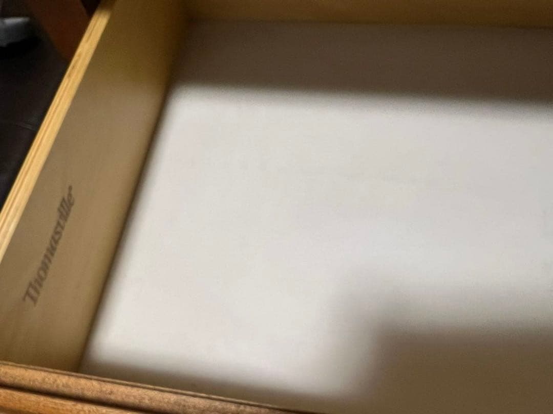 Thomasville アンティークチェスト 4段　トーマスビル￼