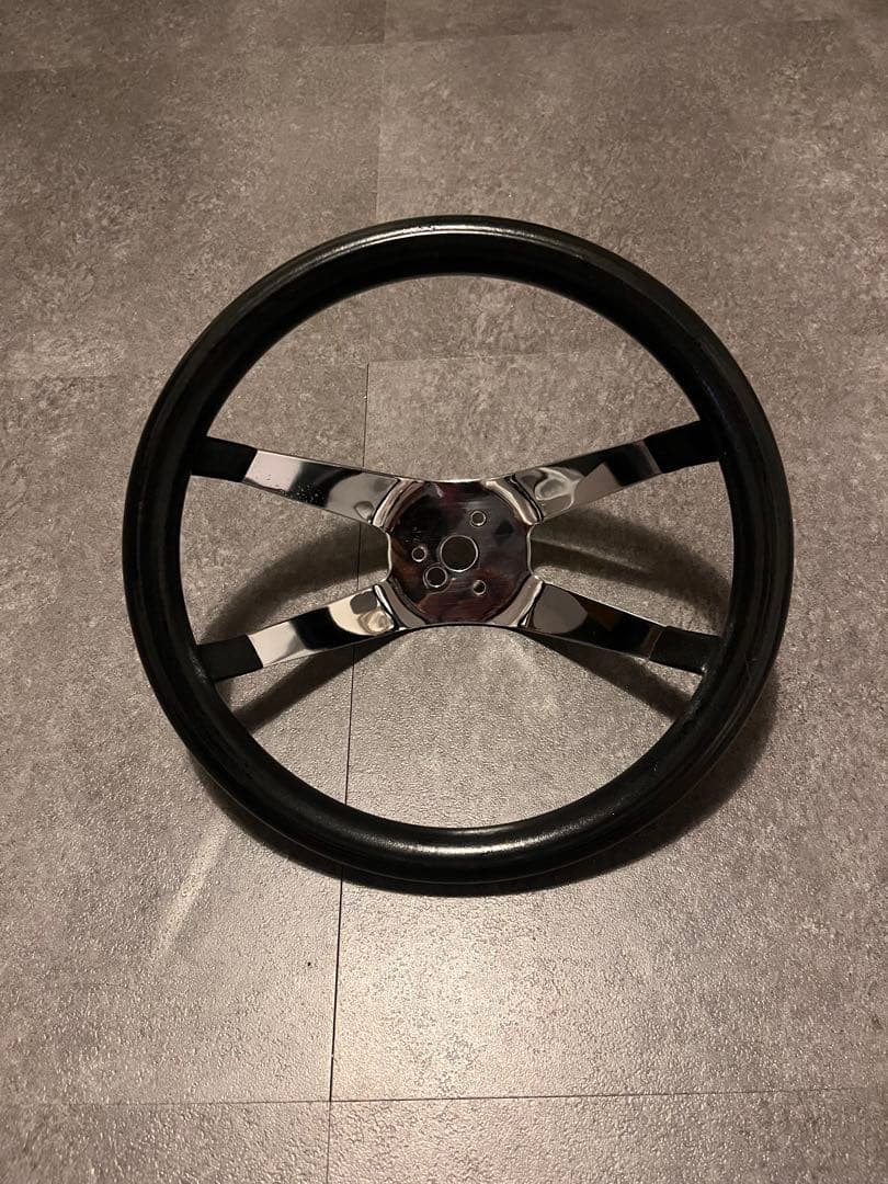 ムーンアイズ　グラント　ステアリング