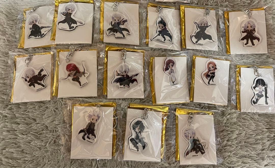 デビルメイクライ×パセラ　アクリルスタンド　キーホルダー　缶バッジ　セット