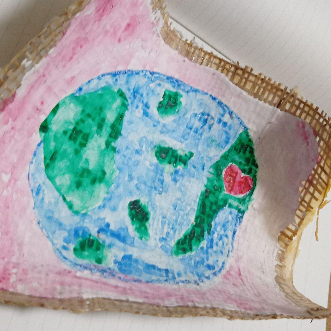 作品・小さな世界の大きな出来事