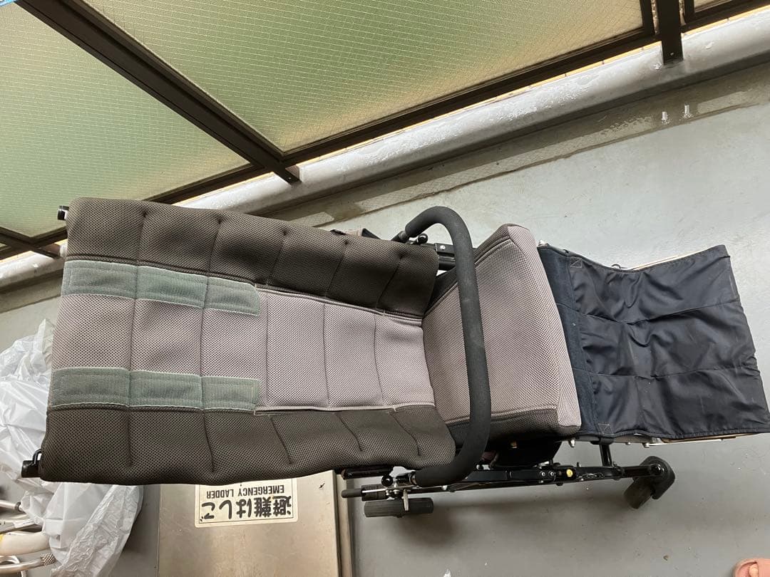 障害児用バギー　ぞう工房