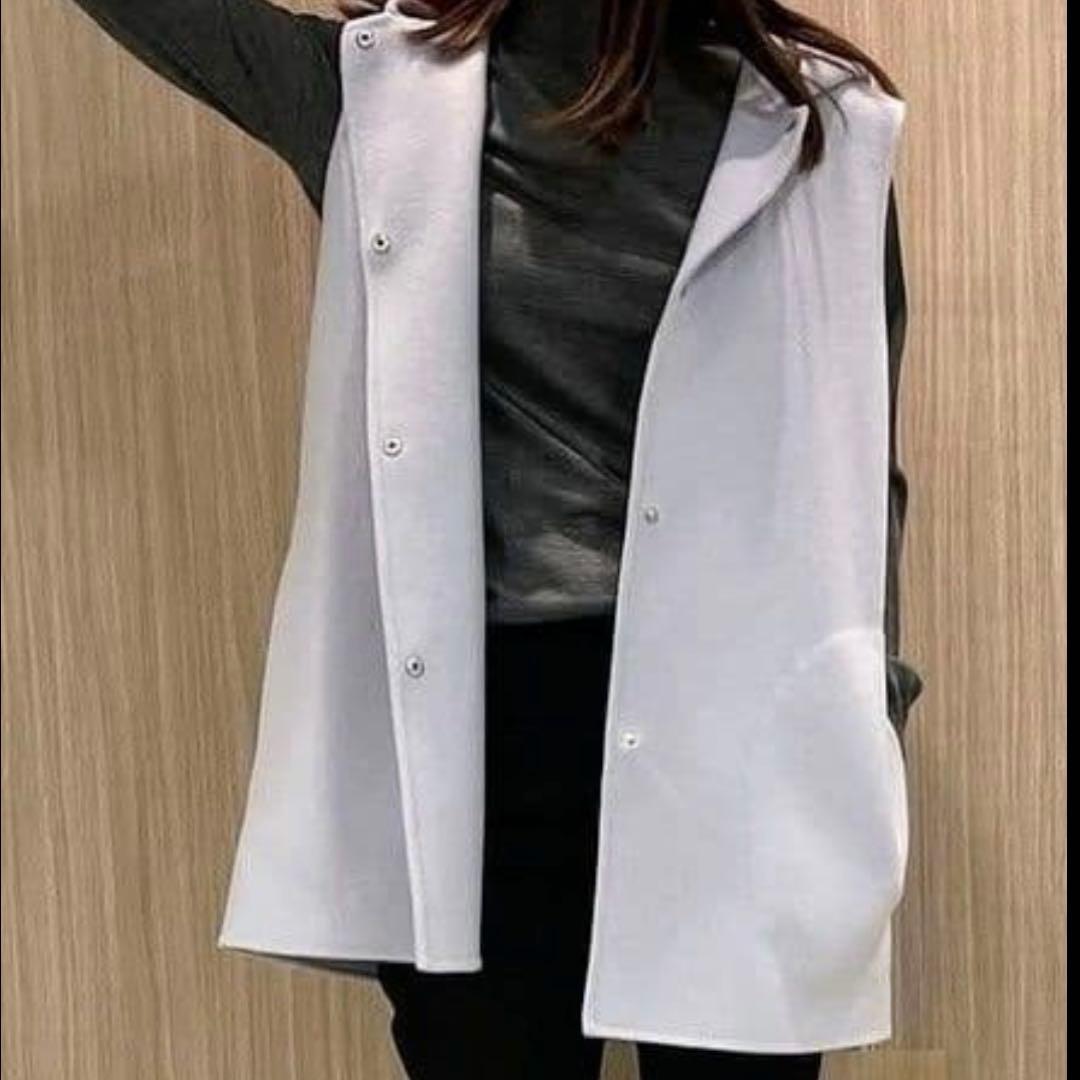 Theory フード付きベスト Sサイズ