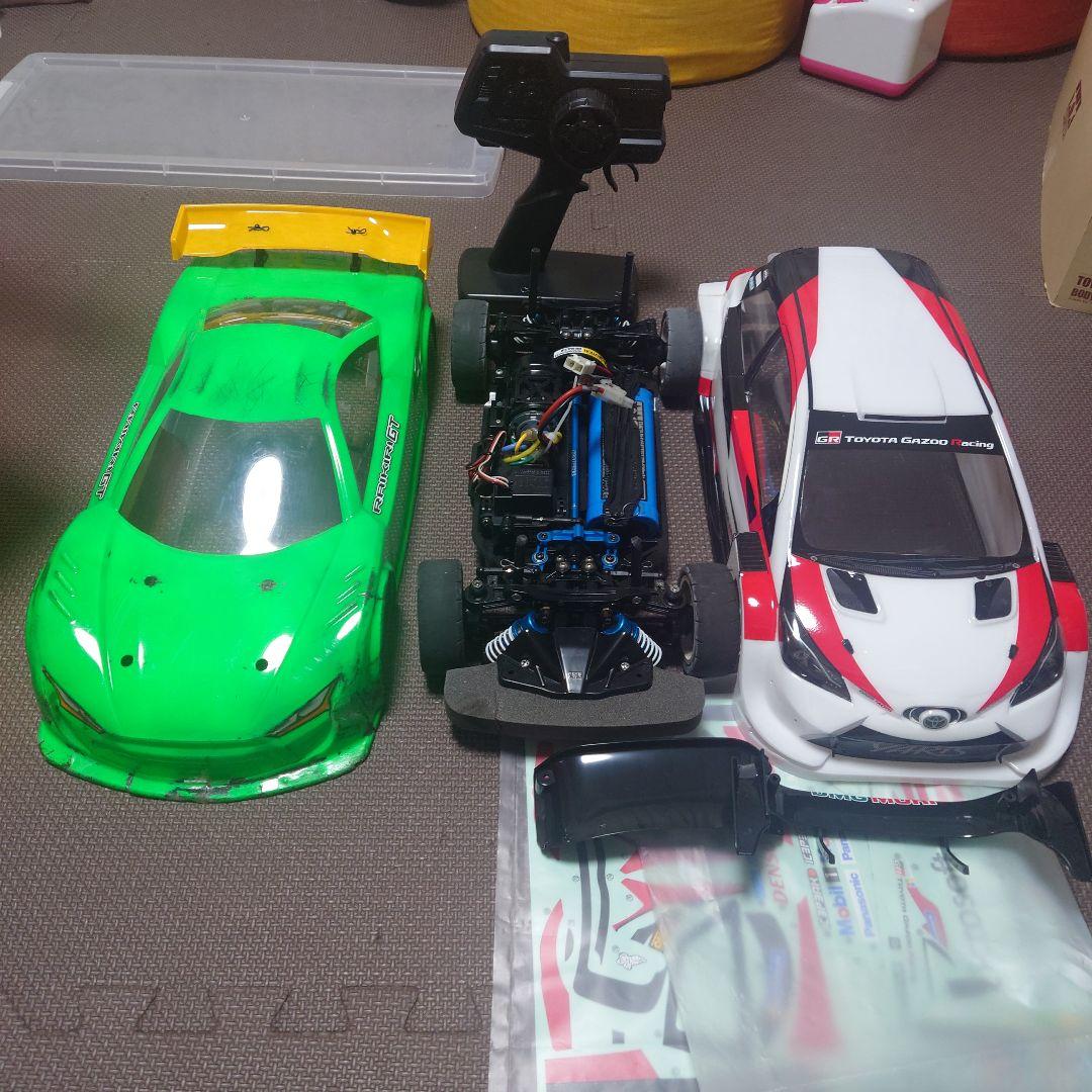 タミヤ　TT-02　(ヤリス組み立て途中ボディ付き)