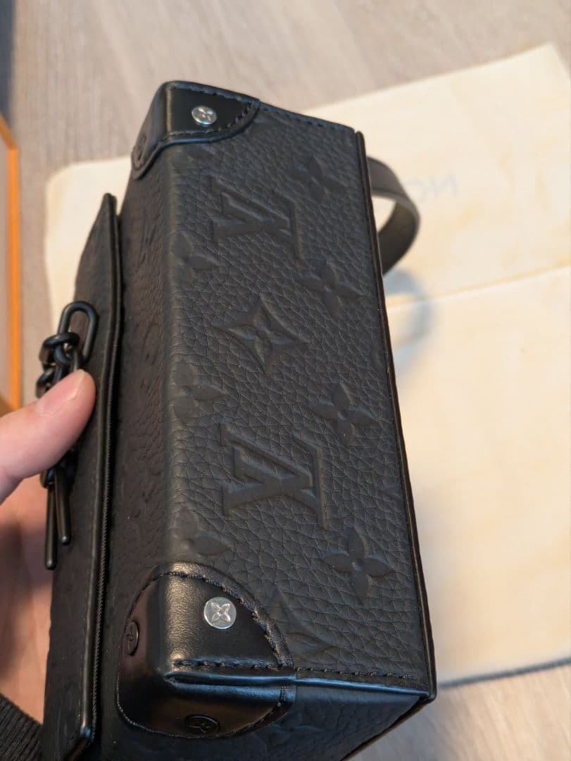 ルイヴィトン モノグラム・トリヨン スティーマー M81746 ショルダーバッグ