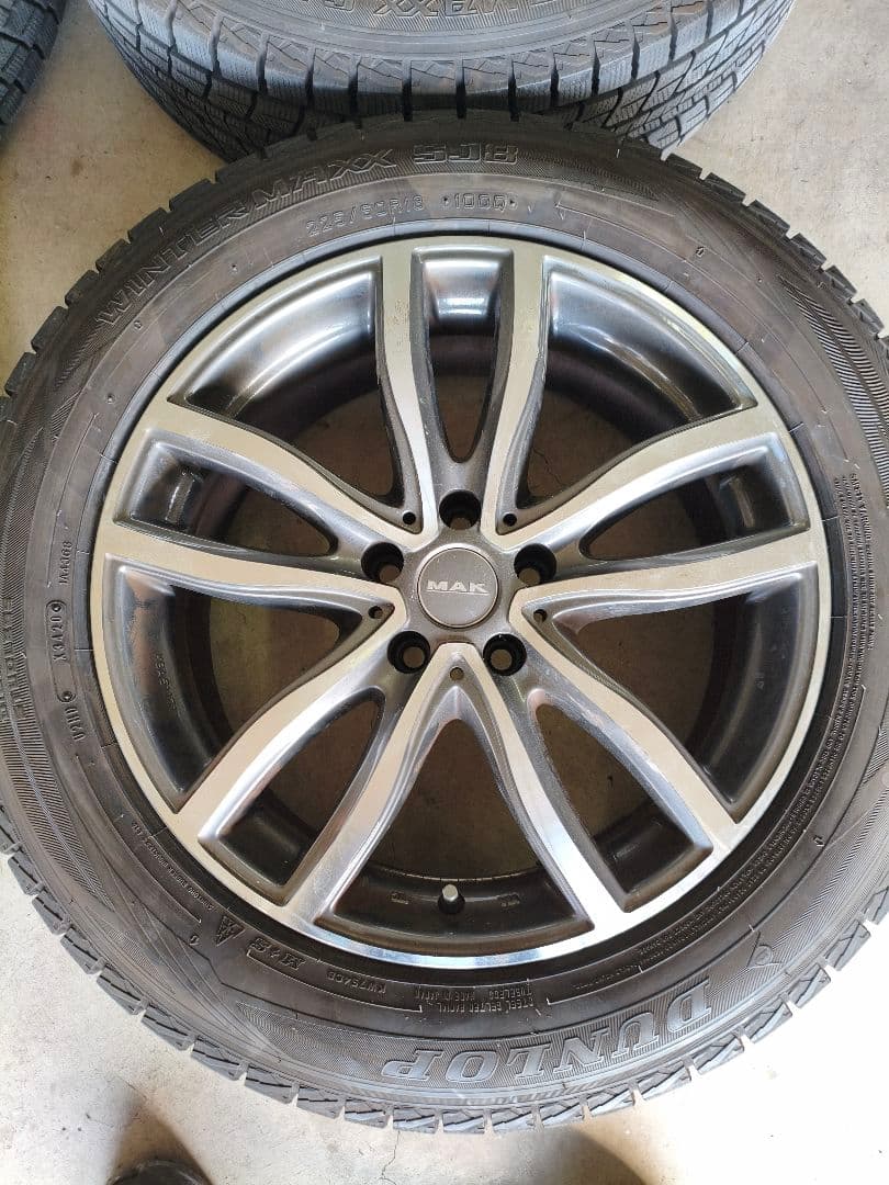  X3.X4 MAK　スタッドレスタイヤ・ホイールセット　4本