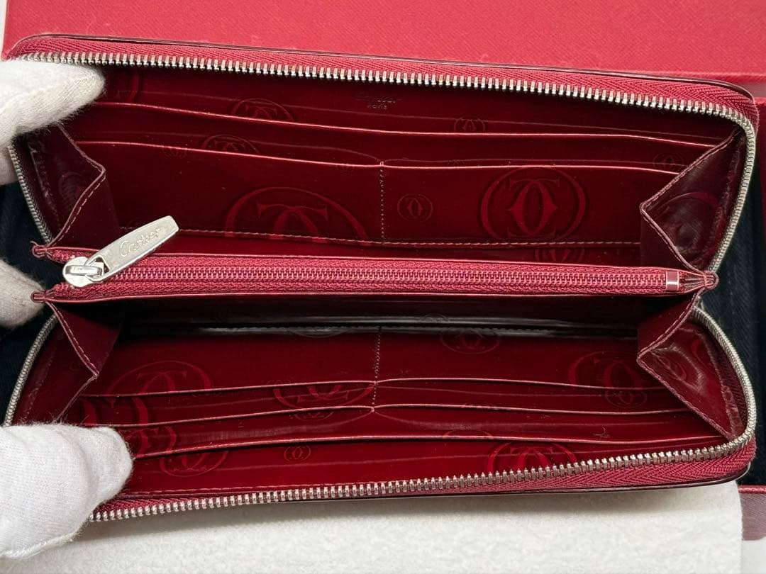 美品！カルティエ　ハッピーバースデー　ラウンドファスナー長財布　ボルドー