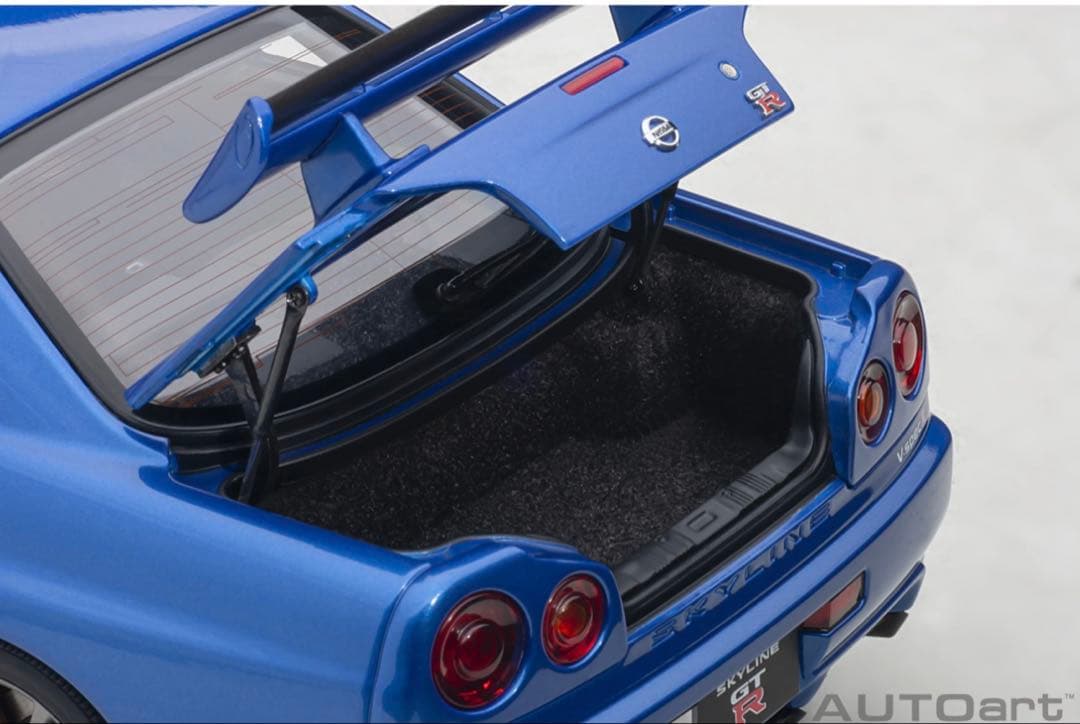 AUTOart 1/18日産 スカイラインGT-R （R34）Vスペック II