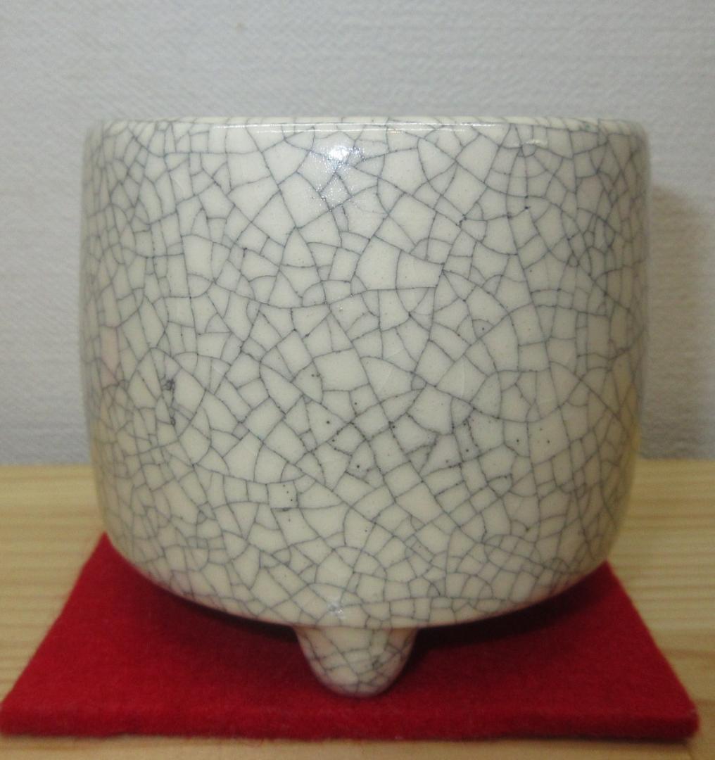 送料込【逢絢亭・新品】茶道具 七事式道具 聞香炉 白楽 貫入模様 丸形 松楽窯